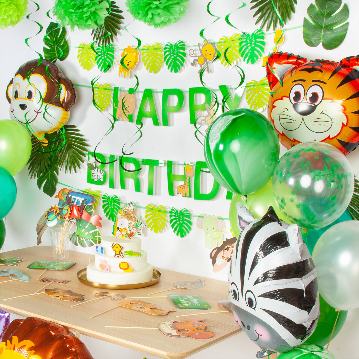 wraak slachtoffer Verlichting Fissaly® 127 Stuks Jungle Thema Party Verjaardag Versiering XXL Set -  Safari Decoratie Kinderfeestje - Ballonnen | Blokker
