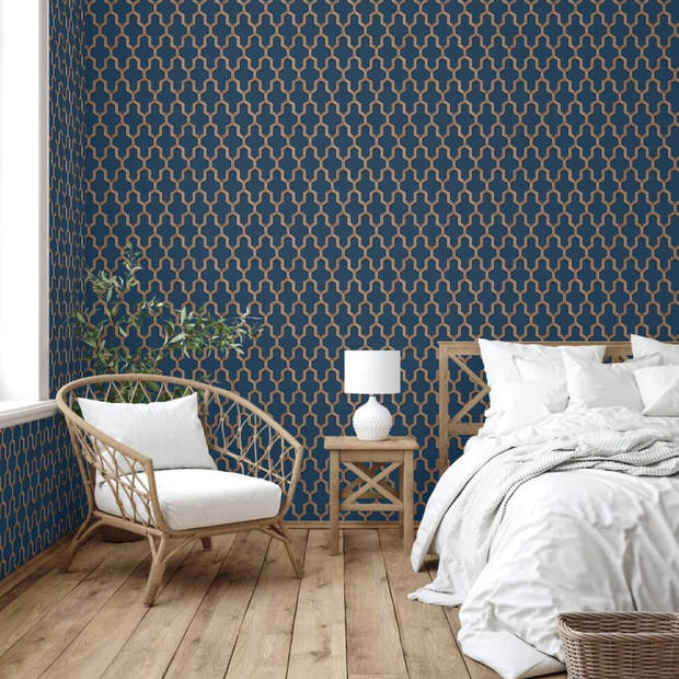 DUTCH WALLCOVERINGS Behang Geometric blauw en goudkleurig