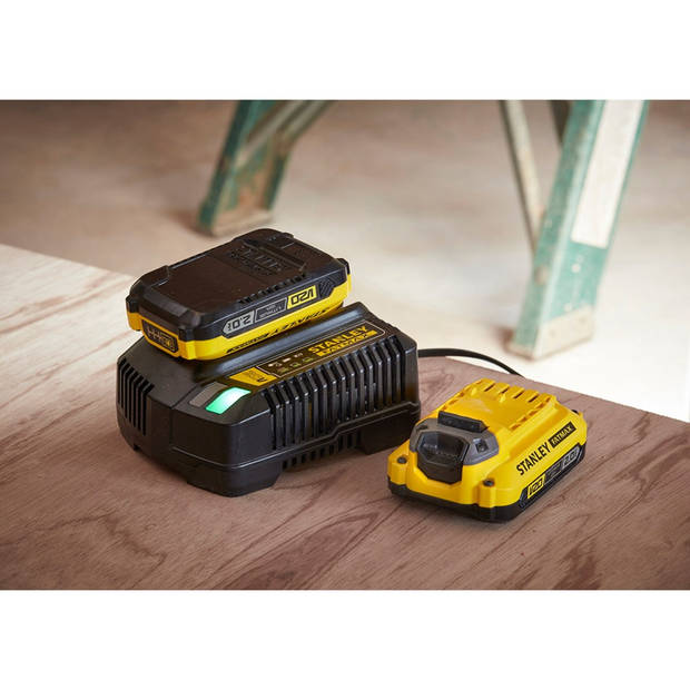 Stanley FatMax startpakket: 2A lader + 2 x accu 18V 2.0AH lithium-ion