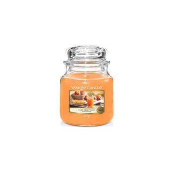Yankee Candle Geurkaars Medium Farm Fresh Peach - 13 cm / ø 11 cm