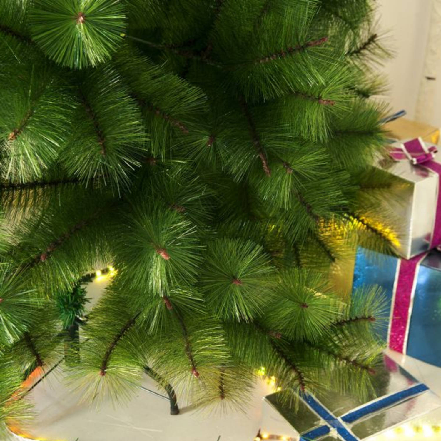Zwart Ontkennen elk Kerstboom - Kunstkerstboom - Kunstkerstboom 210 cm - H 210 x B 90 cm |  Blokker