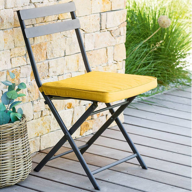Set van 2x stuks stoelkussens voor binnen en buiten in de kleur geel 40 x 40 x 4 cm - tuinstoelkussens