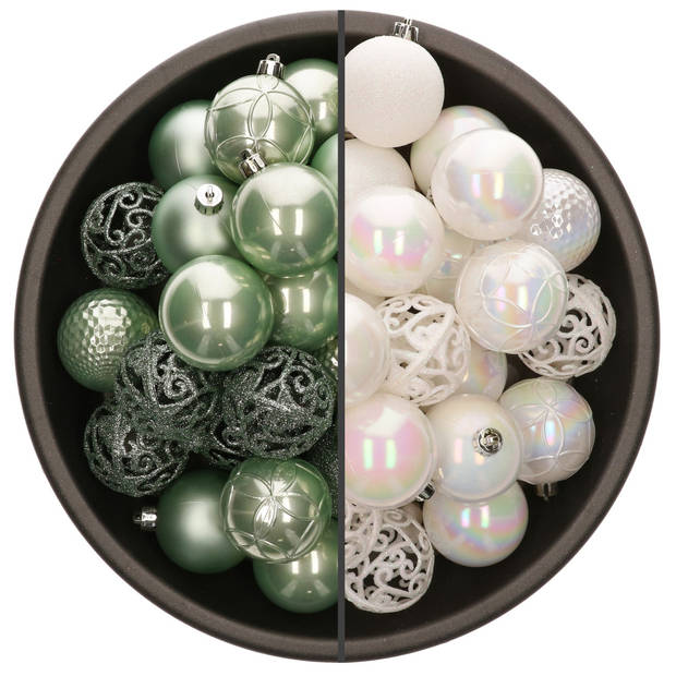 74x stuks kunststof kerstballen mix van mintgroen en parelmoer wit 6 cm - Kerstbal