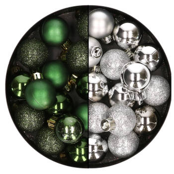 28x stuks kleine kunststof kerstballen zilver en dennengroen 3 cm - Kerstbal