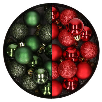28x stuks kleine kunststof kerstballen dennengroen en rood 3 cm - Kerstbal