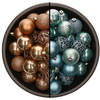 74x stuks kunststof kerstballen mix van camel bruin en ijsblauw 6 cm - Kerstbal