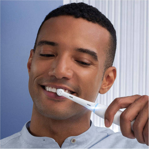 Oral-B elektrische tandenborstel iO Serie 7s(Wit) + extra refill