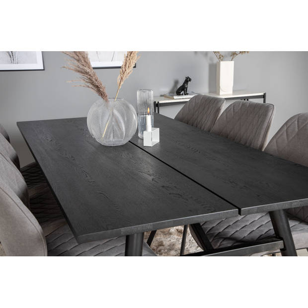 Sleek eethoek eetkamertafel uitschuifbare tafel lengte cm 195 / 280 zwart en 6 Gemma eetkamerstal grijs.