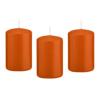 8x Kaarsen oranje 5 x 8 cm 18 branduren sfeerkaarsen - Stompkaarsen