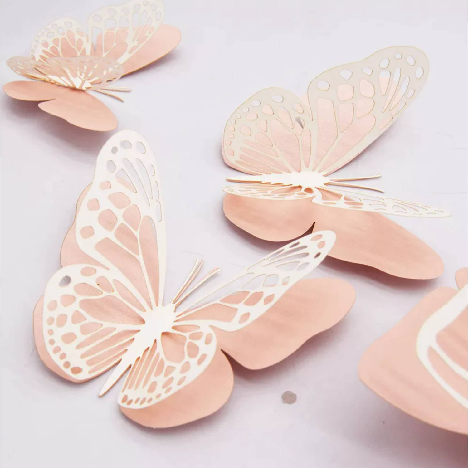 Cake topper 3D decoratie vlinders of muur decoratie met bijgeleverde plakkers 20 stuks Roze/Wit - 3D vlinders - VL-05