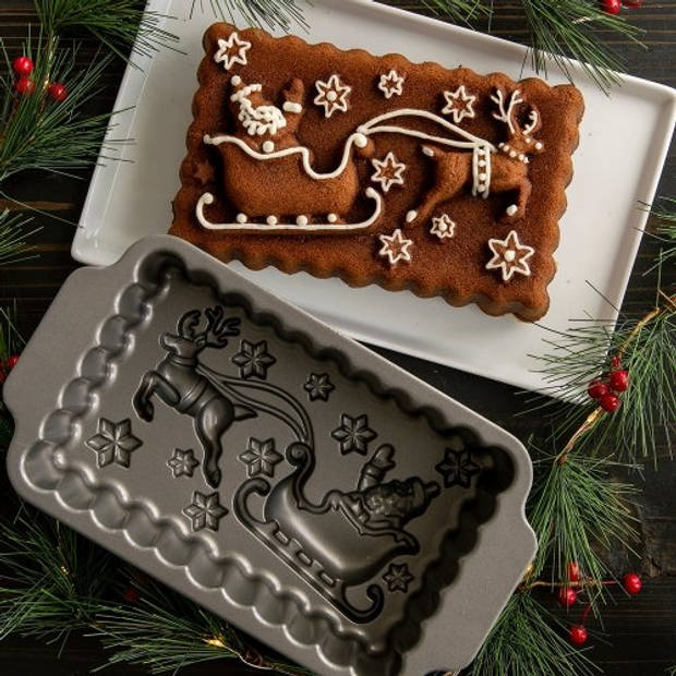 Nordic Ware - Bakvorm "Santa Sleigh Loaf Pan" - Nordic Ware Sparkling Silver Holiday