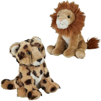 Knuffeldieren set leeuw en cheetah luipaard pluche knuffels 18 cm - Knuffeldier