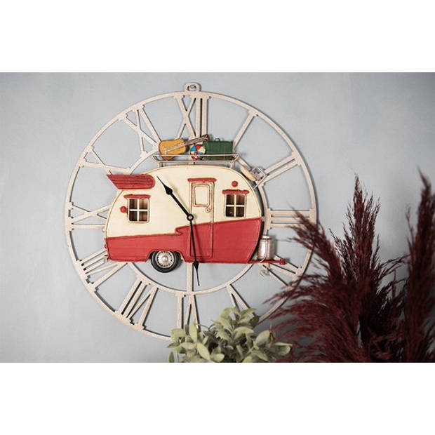 Clayre & Eef Wandklok 48x50 cm Rood Bruin Metaal Rond Caravan Muurklok Hangklok