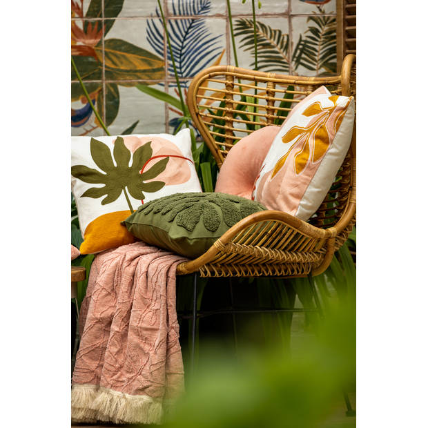 Dutch Decor - MAYBEL - Plaid 140x180 cm - met ingeweven patroon - effen kleur met franjes - Muted Clay - roze