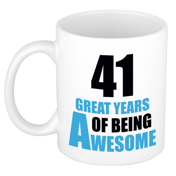 41 great years of being awesome cadeau mok / beker wit en blauw - verjaardagscadeau 41 jaar - feest mokken