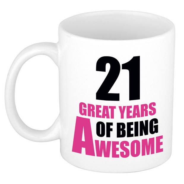 21 great years of being awesome cadeau mok / beker wit en roze - verjaardagscadeau 21 jaar - feest mokken