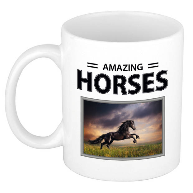 Set van 3x stuks paarden thema drink mokken met dieren foto print van amazing horses - feest mokken