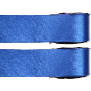 2x Blauwe satijnlint rollen 2,5 cm x 25 meter cadeaulint verpakkingsmateriaal - Cadeaulinten