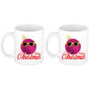 Set van 2x stuks kerstcadeau mokken / bekers Merry Christmas roze smiley kerstbal 300 ml - Bekers