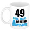 49 great years of being awesome cadeau mok / beker wit en blauw - verjaardagscadeau 49 jaar - feest mokken