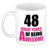 48 great years of being awesome cadeau mok / beker wit en roze - verjaardagscadeau 48 jaar - feest mokken