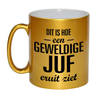 Geweldige juf cadeau mok / beker goudglanzend 330 ml - feest mokken