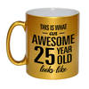 Gouden Awesome 25 year cadeau mok / verjaardag beker 330 ml - feest mokken