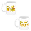 The queen en the king cadeau mok / beker wit met gouden tekst en kroon 300 ml - feest mokken