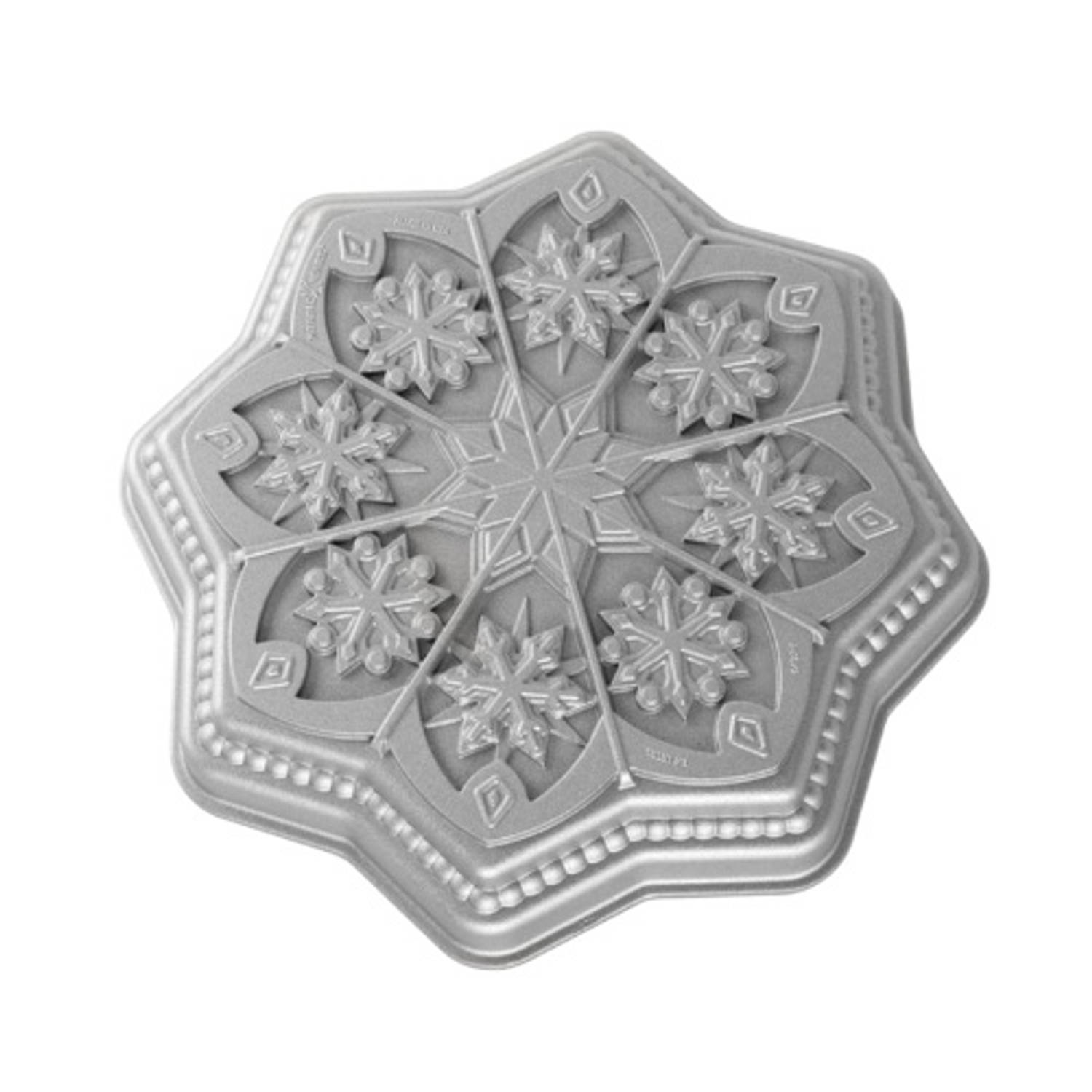 Nordic Ware - Bakvorm ""Sweet Snowflakes Shortbread Pan"" - Nordic Ware Sparkling Silver Holiday