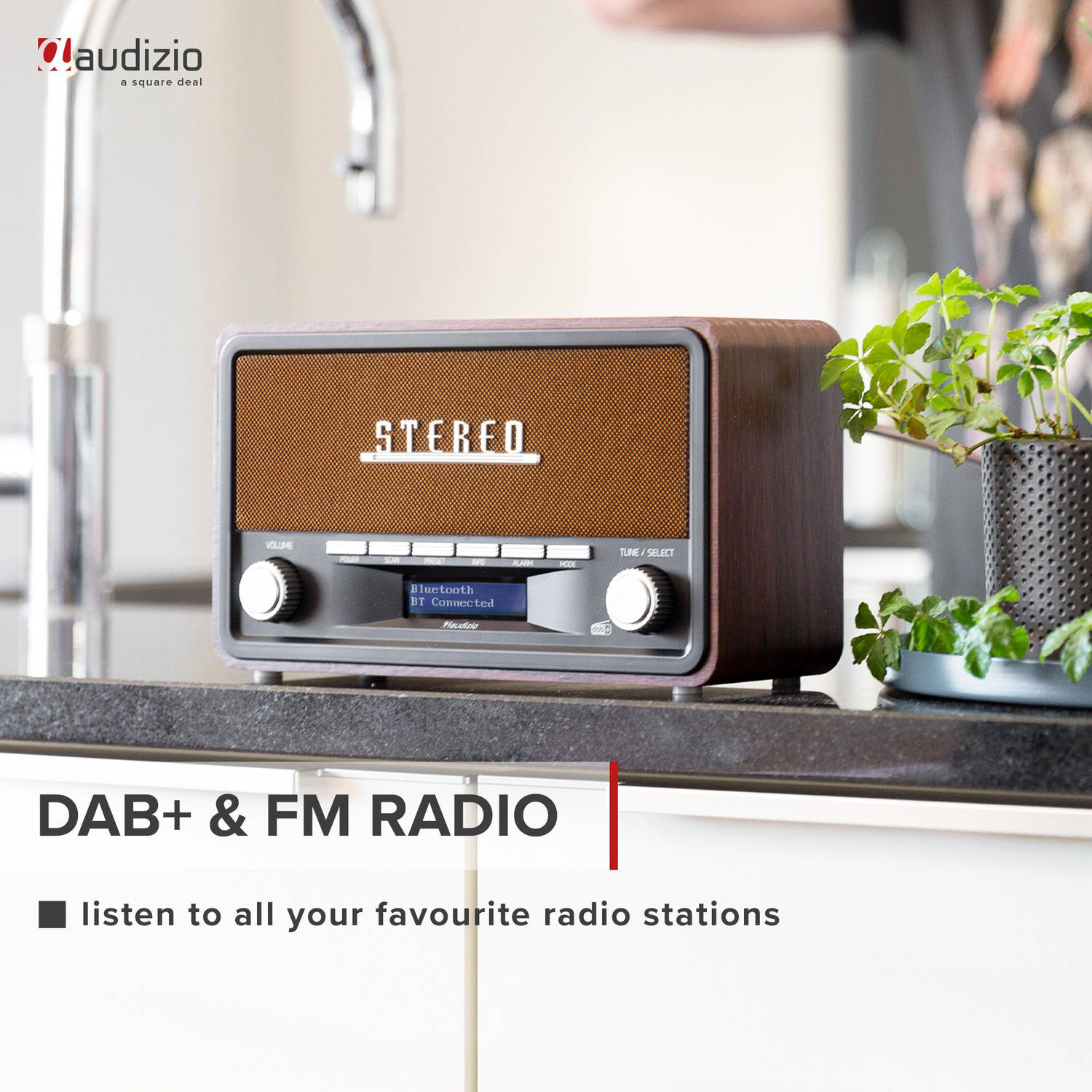 Bliksem beneden Zonder twijfel DAB radio met Bluetooth model 2023 - Retro radio - DAB+ / FM - Op  batterijen en netstroom - Audizio Foggia | Blokker