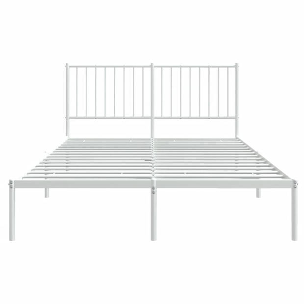 vidaXL Bedframe met hoofdbord metaal wit 135x190 cm