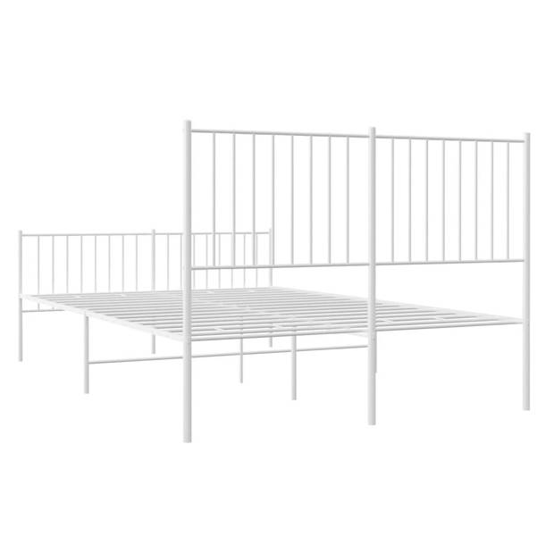 vidaXL Bedframe met hoofd- en voeteneinde metaal wit 140x190 cm