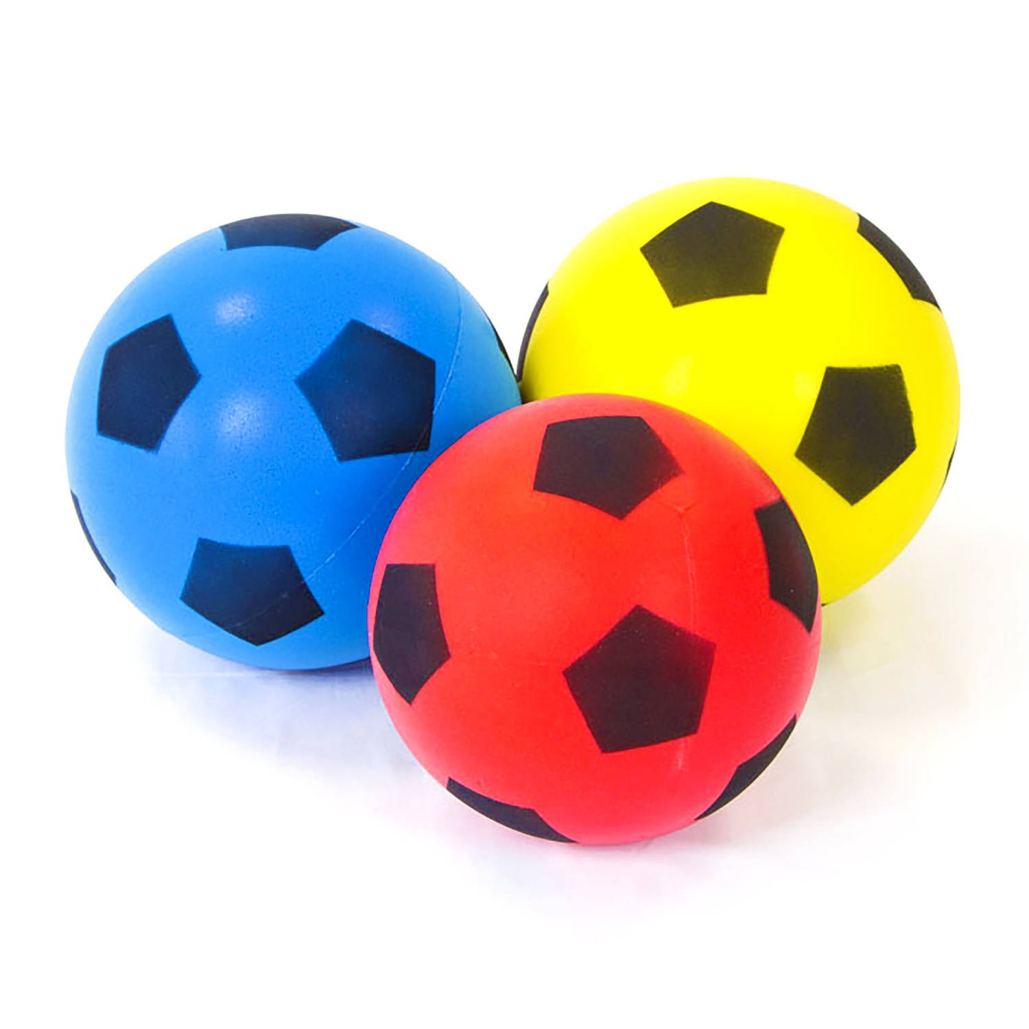 zitten ongeduldig koper Voetbal 12 cm - Soft/Foam in vrolijke kleuren: Geel, Blauw, Paars of Rood |  Blokker