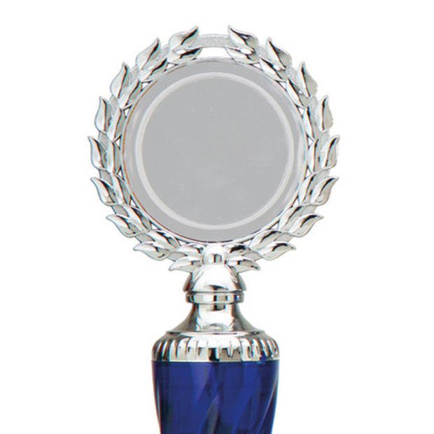 Luxe trofee/prijs - zilver/blauw middenstuk - kunststof - 32 x 8 cm - sportprijs - Fopartikelen