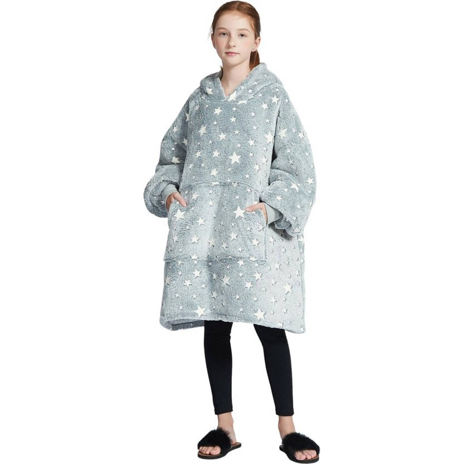 Noony glow in the dark hoodie deken kinderen - fleece deken met mouwen - ultrazachte binnenkant - snuggie - one size fits all - oodie kids - energie besparen
