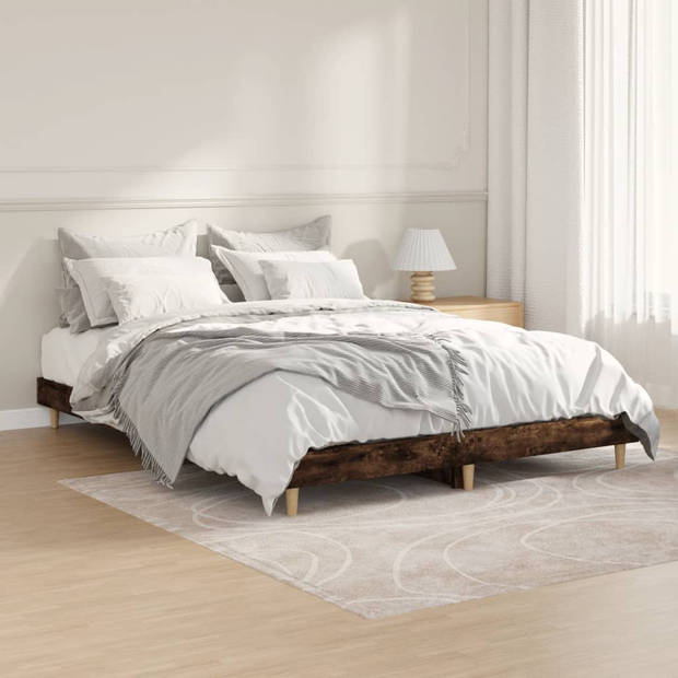 vidaXL Bedframe zonder matras hout gerookt eikenkleurig 140x190 cm