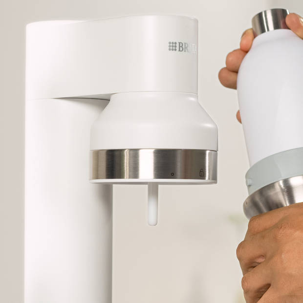 Brita SodaTRIO Bruiswatertoestel Wit - met BRITA flesvoet, CO2 cilinder, glazen & rvs fles