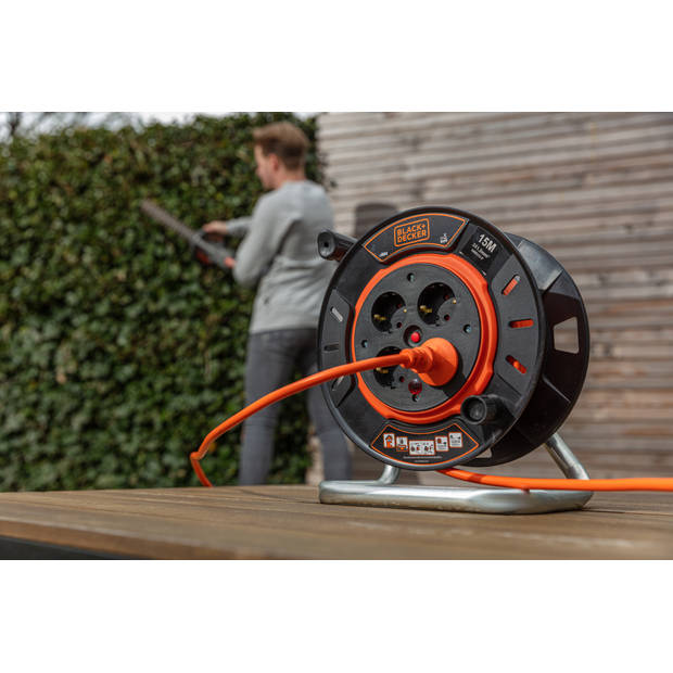 BLACK+DECKER BXECFT2QIQE Kabelhaspel - 15M - IP20 - 4 voudig - 3x1mm