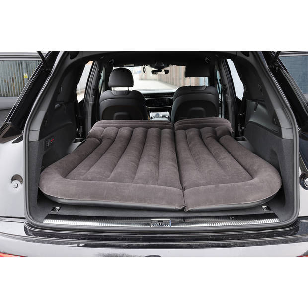 Auto luchtbed voor kofferbak en achterbank - incl. 12V elektrische luchtpomp, 2 kussens, draagtas en reparatieset