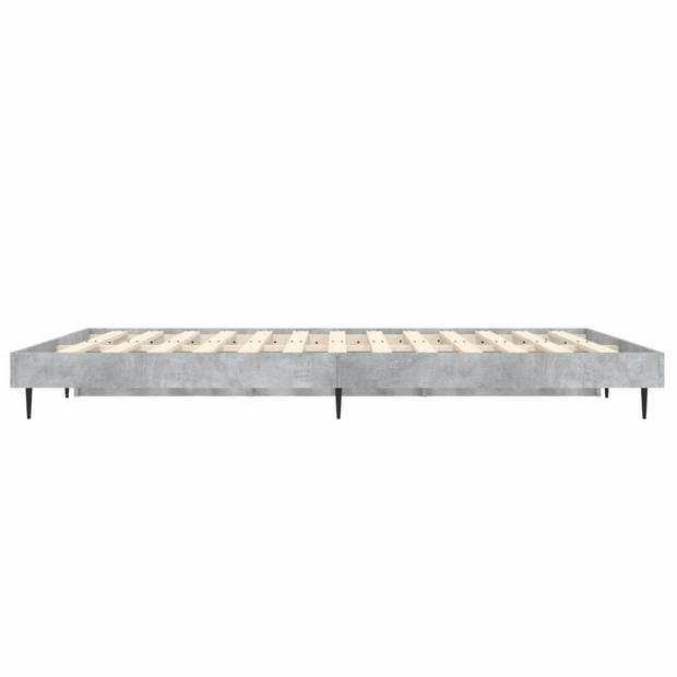 vidaXL Bedframe bewerkt hout betongrijs 140x190 cm