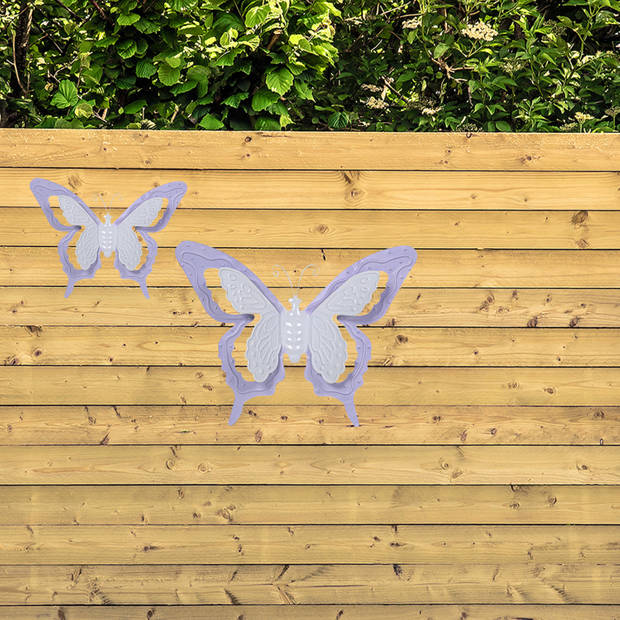 Mega Collections tuin/schutting decoratie vlinder - metaal - lila paars - 36 x 27 cm - Tuinbeelden