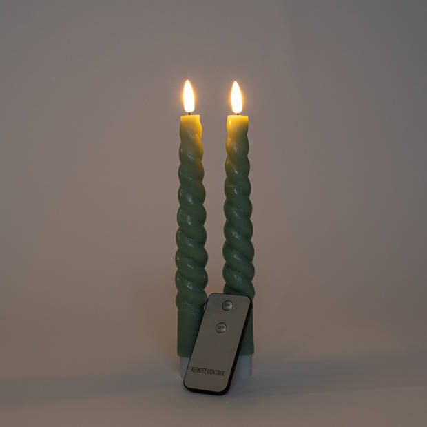 Anna Collection LED dinerkaarsen swirl- 2x st - jade groen - 23 cm - LED kaarsen