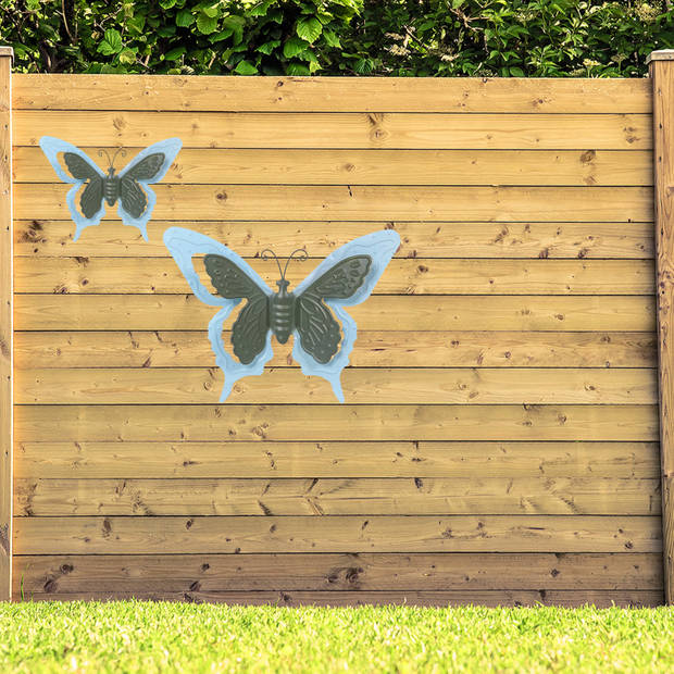 Tuin/schutting decoratie vlinders - metaal - blauw - 24 x 18 cm - 46 x 34 cm - Tuinbeelden