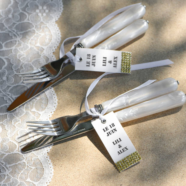 Santex cadeaulabels met lintje - set 24x stuks - wit - 3 x 7 cm - naam tags - Cadeauversiering