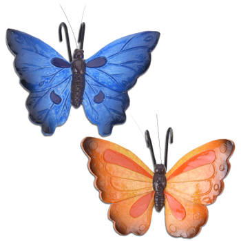 Tuindecoratie bloempothanger vlinder - set 2x - blauw/oranjerood - kunststeen - 13 x 10 cm - Tuinbeelden