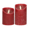 LED kaarsen/stompkaarsen - set 2x - bordeaux rood - H10 en H12,5 cm - bewegende vlam - LED kaarsen