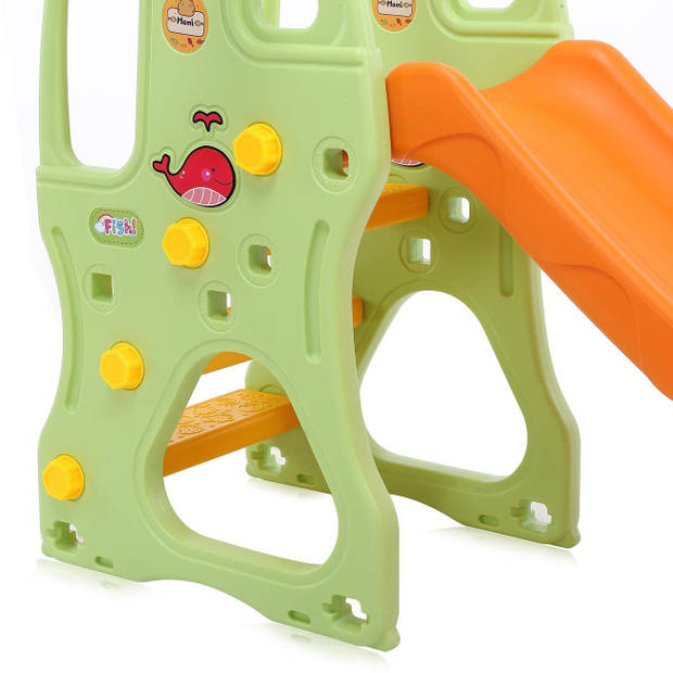 Glijbaan, groen-oranje, met basketbalnet, kinderglijbaan, buitenspeelgoed