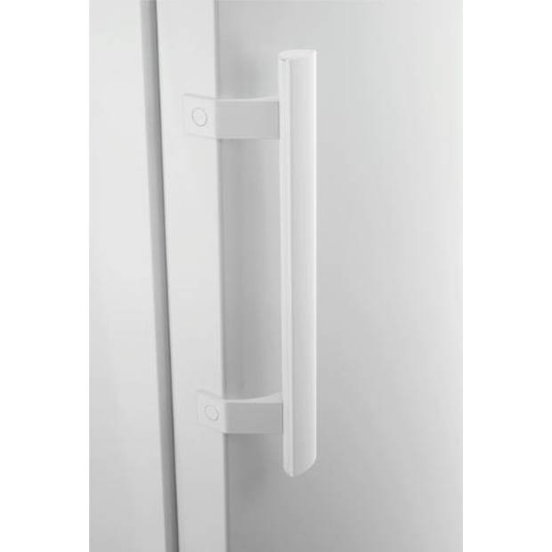 Electrolux LRI1DF39W koelkast 1 deur - 387 L - A+ - wit
