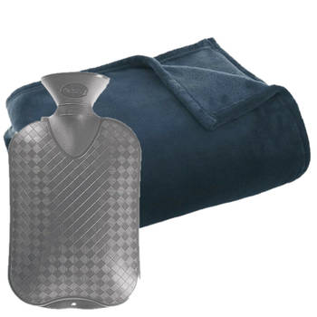 Fleece deken/plaid Navy Blauw 130 x 180 cm en een warmwater kruik 2 liter - Plaids