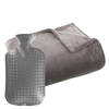 Fleece deken/plaid grijs 125 x 150 cm en een warmwater kruik 2 liter - Plaids